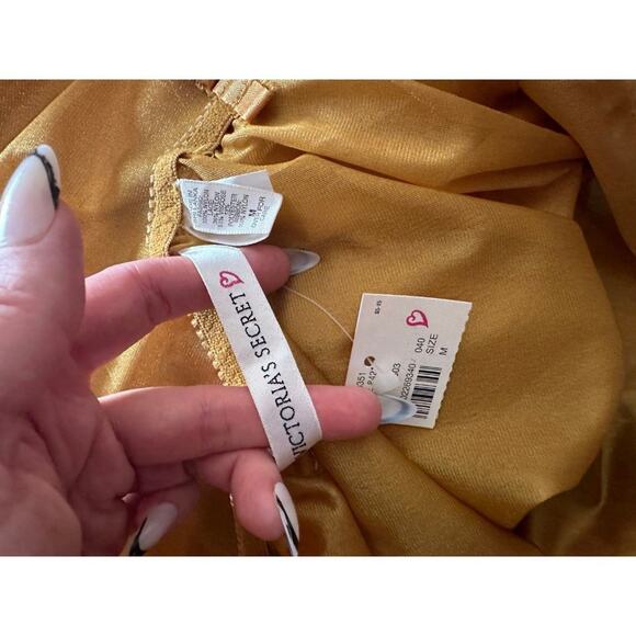 Vintage Victoria’s Secret Sheer Lace Gold Slip Nightgown Dress Medium - Picture 4 of 4